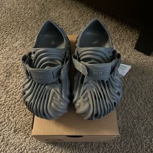 Salahe bembury crocs pollex clogs